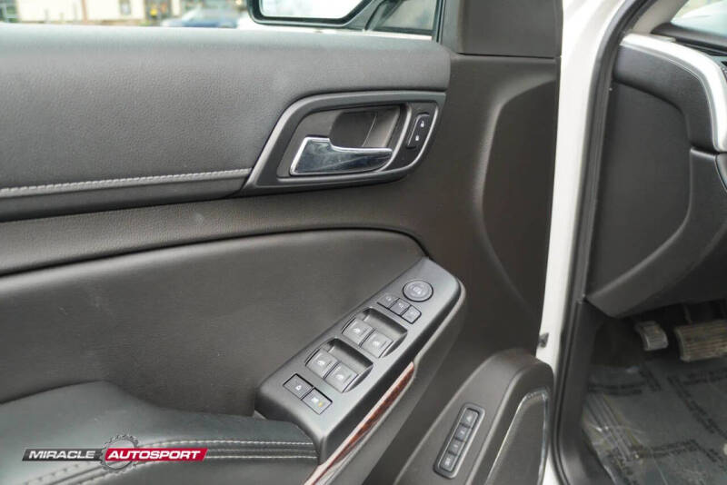 2017 GMC Yukon XL SLT