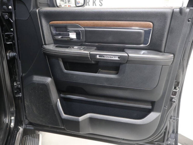 2017 RAM 1500 Laramie