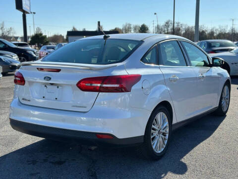 2017 Ford Focus Titanium
