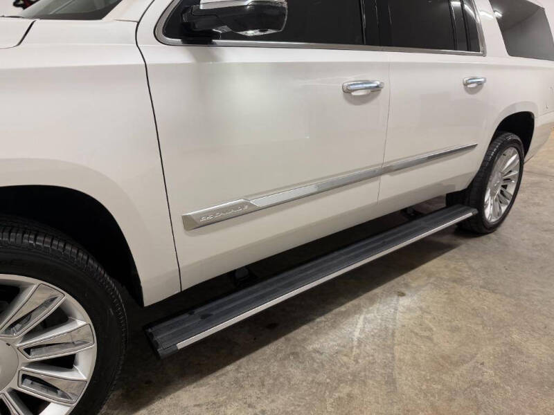 2017 Cadillac Escalade ESV Premium Luxury