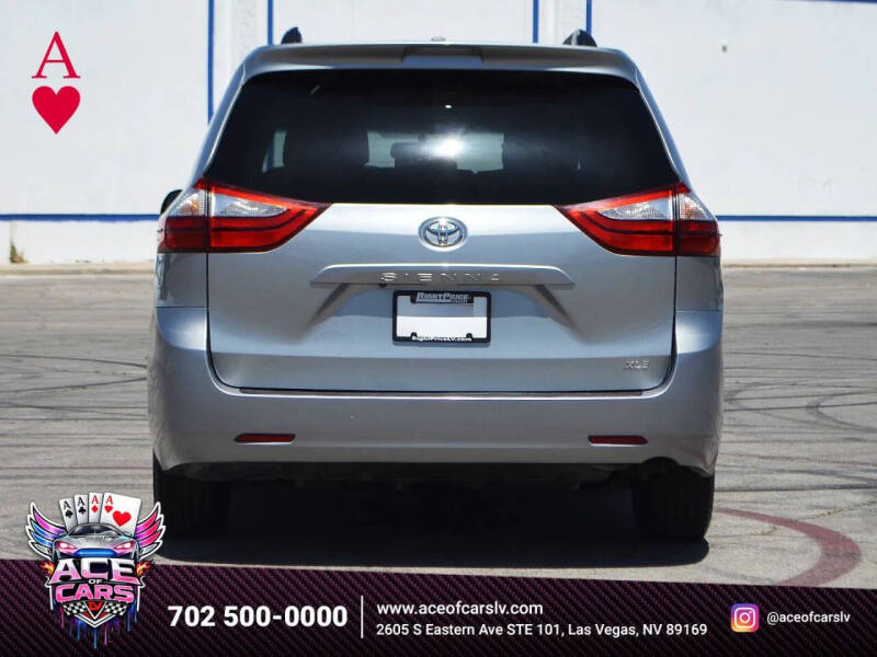 2017 Toyota Sienna