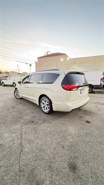 2017 Chrysler Pacifica
