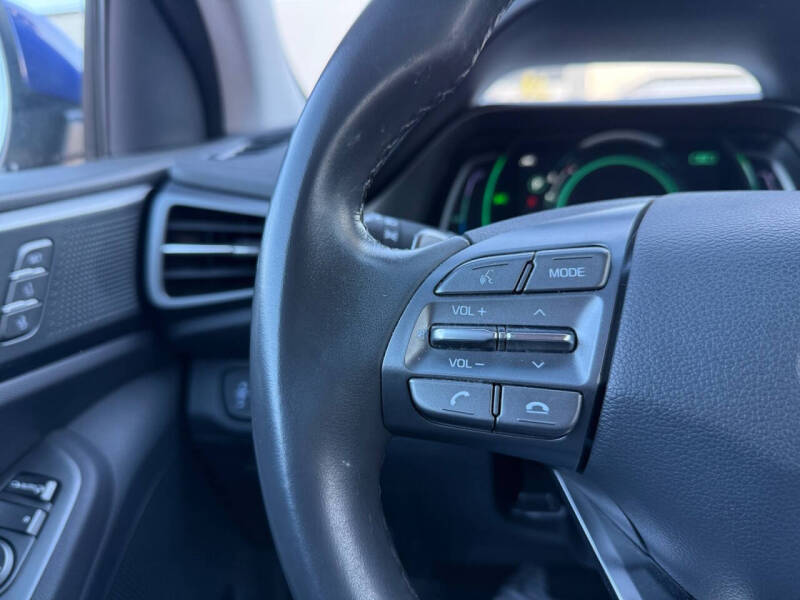 2022 Hyundai Ioniq Hybrid Limited