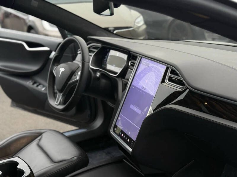 2016 Tesla Model S