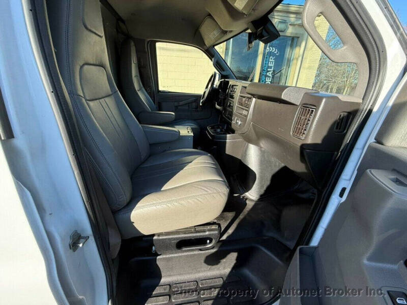 2020 Chevrolet Express 3500