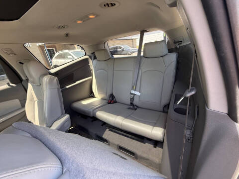 2010 Chevrolet Traverse LT