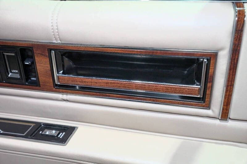 1992 Cadillac DeVille