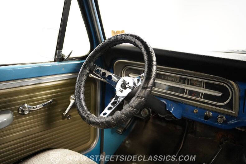 1967 Ford F-100