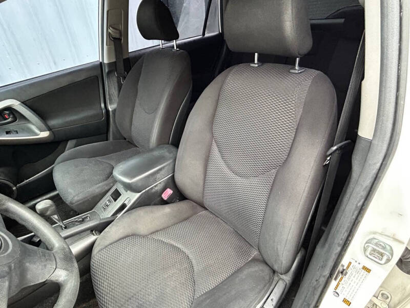 2006 Toyota RAV4 Sport