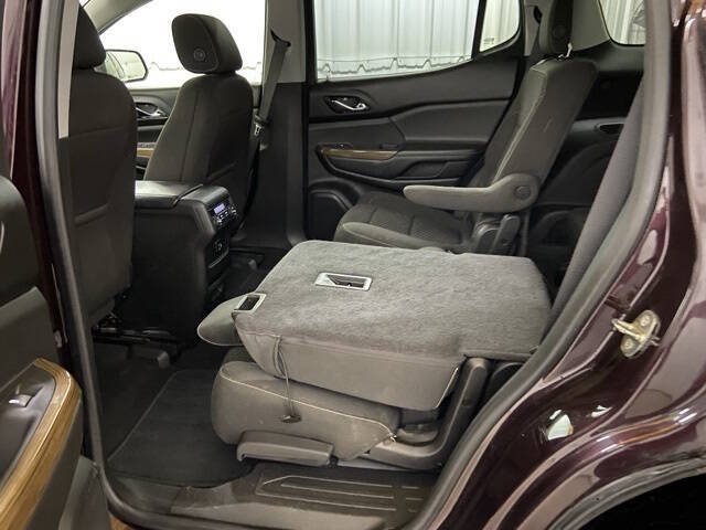 2017 GMC Acadia SLE-2