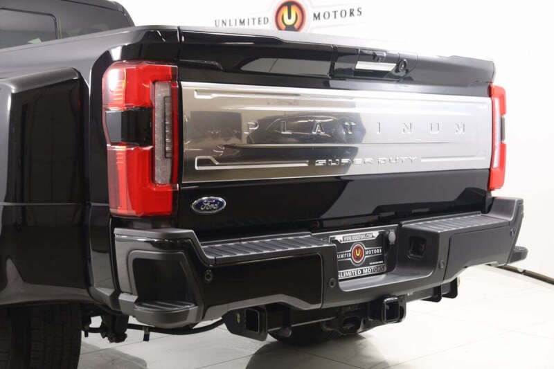 2024 Ford F-350 Super Duty Platinum