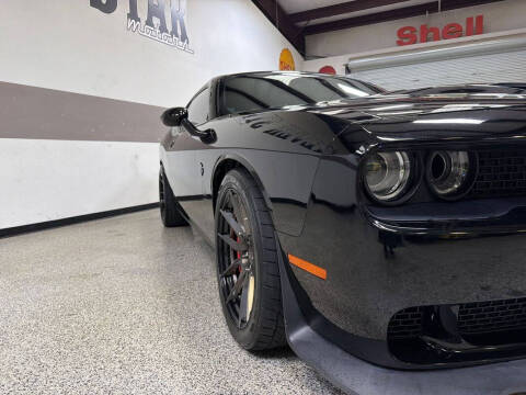 2016 Dodge Challenger SRT Hellcat