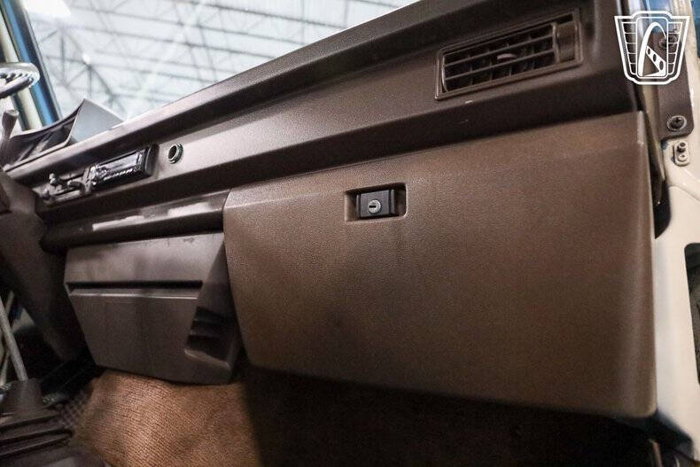 1982 Volkswagen Vanagon Camper