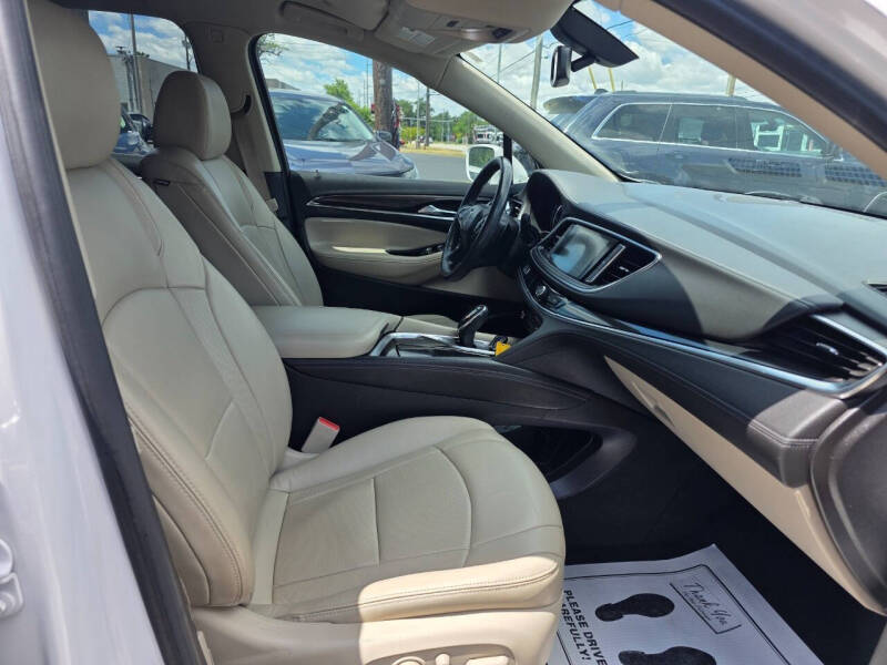 2018 Buick Enclave Essence
