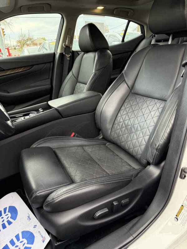 2018 Nissan Maxima Platinum