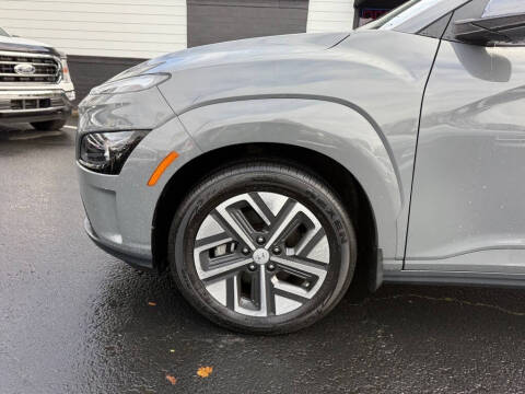 2023 Hyundai Kona Electric SE