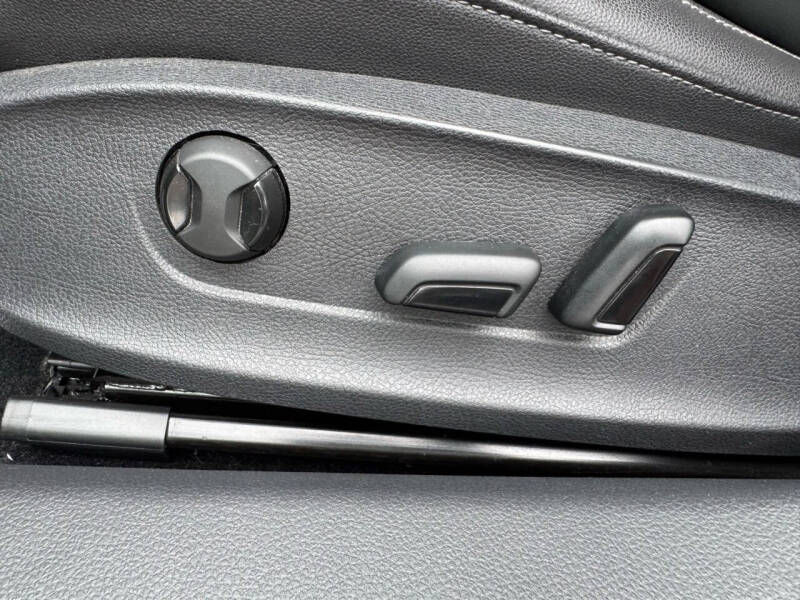 2022 Volkswagen Passat SE