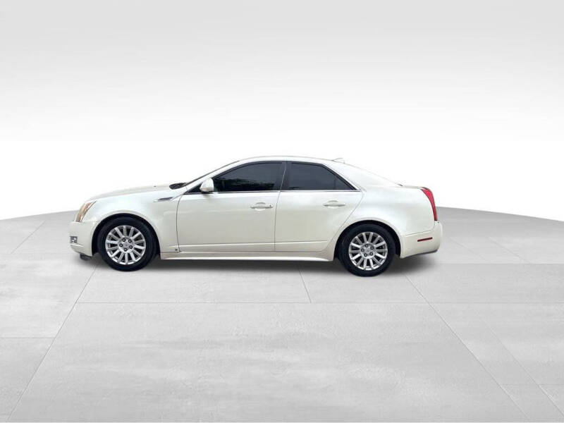 Used 2010 Cadillac CTS Luxury Collection with VIN 1G6DE5EG0A0102425 for sale in Maysville, KY