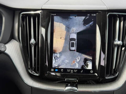 2025 Volvo XC60 T8 Plus Dark Theme