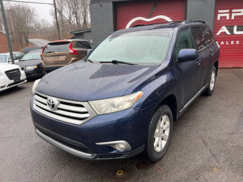 2011 Toyota Highlander for sale at Apple Auto Sales Inc in Camillus NY