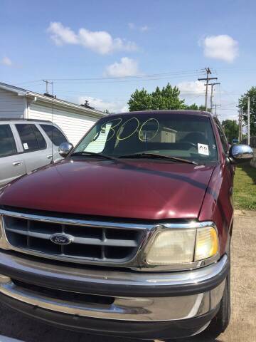 1997 Ford F-150 for sale at Mike Hunter Auto Sales in Terre Haute IN