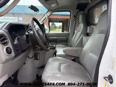 2011 Ford E-Series E-350 SD