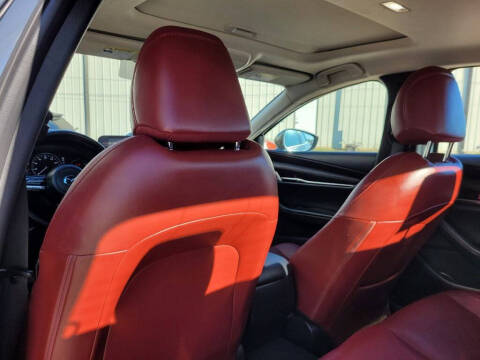 2023 Mazda Mazda3 Sedan 2.5 S Carbon Edition