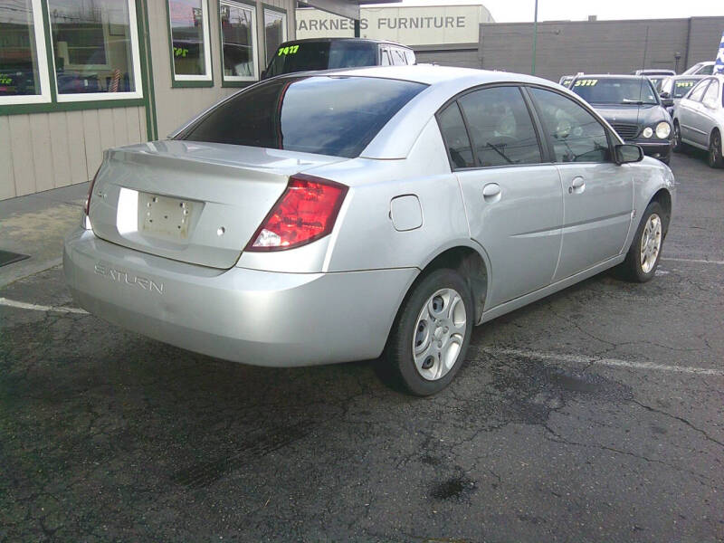 2004 Saturn Ion 2