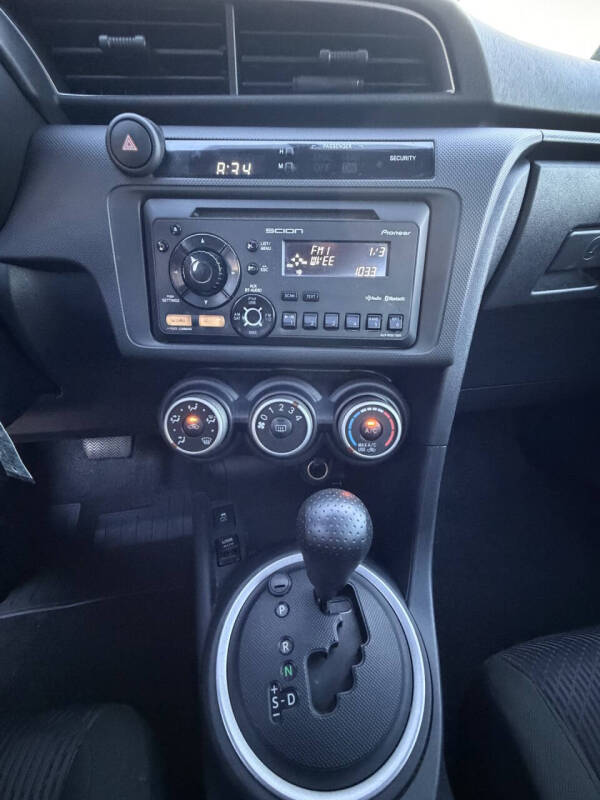 2012 Scion tC