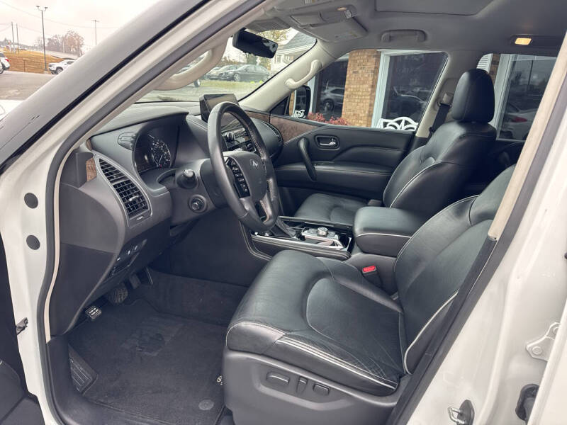 2022 Infiniti QX80 Premium Select