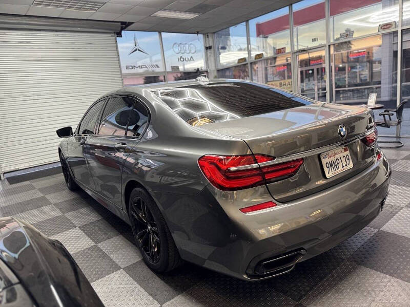 2017 BMW 7 Series 750i