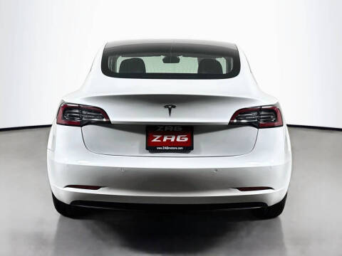 2020 Tesla Model 3 Standard Range Plus