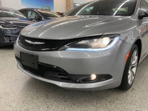 2016 Chrysler 200 S