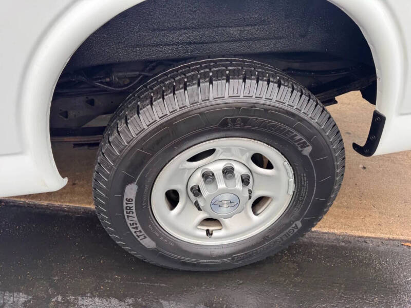 2019 Chevrolet Express 2500