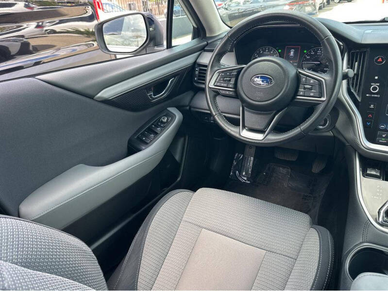2024 Subaru Outback Premium