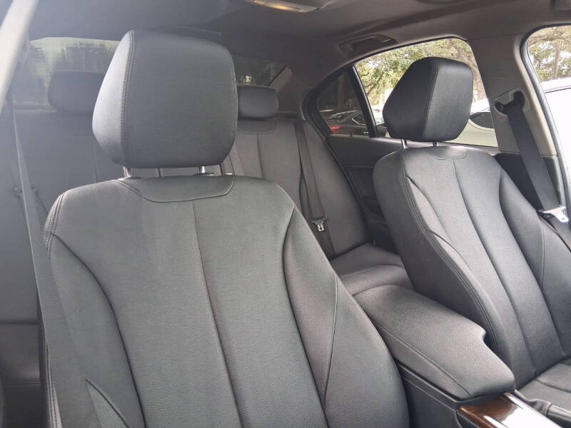 2015 BMW 3 Series 320i xDrive