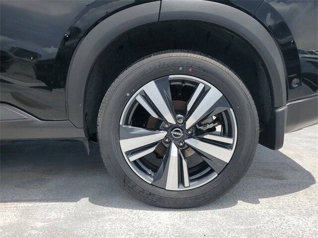 2025 Nissan Rogue SL