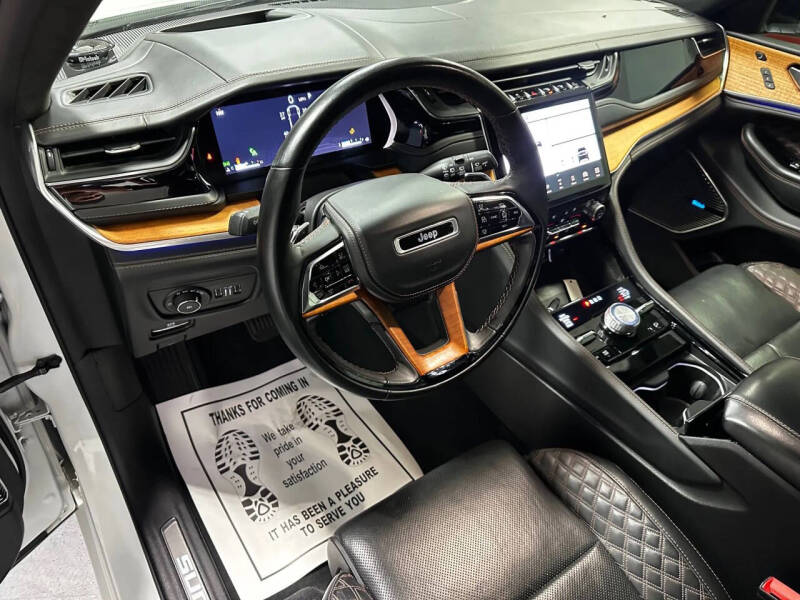 2022 Jeep Grand Cherokee Summit Reserve