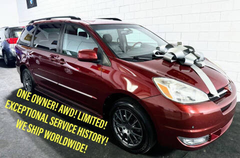 2004 Toyota Sienna for sale at Boutique Motors Inc in Lake In The Hills IL