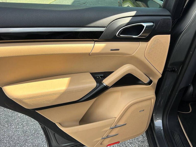 2014 Porsche Cayenne