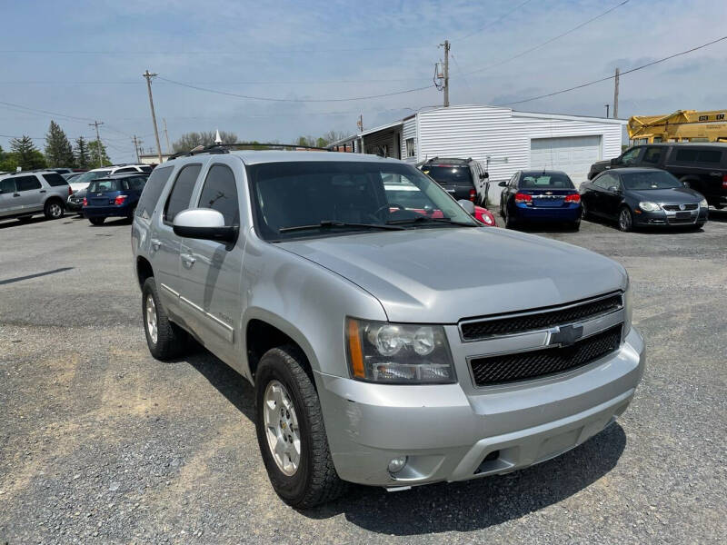 2010 Chevrolet Tahoe LT photo 3