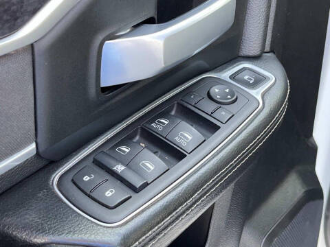 2024 RAM 3500 SLT