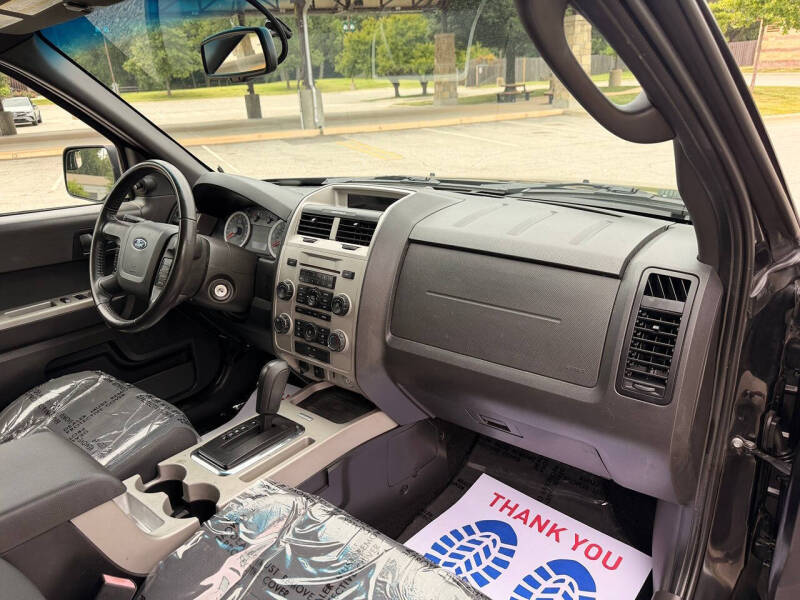 2011 Ford Escape XLT