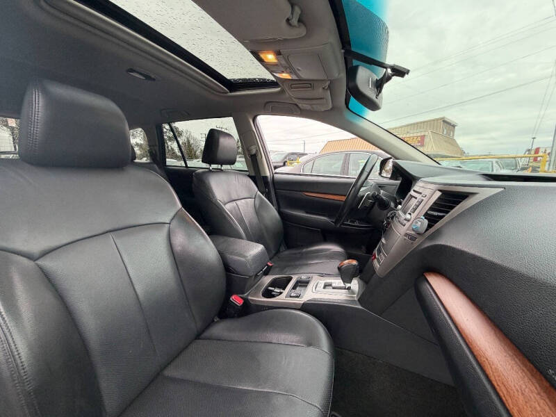 2013 Subaru Outback 2.5i Limited