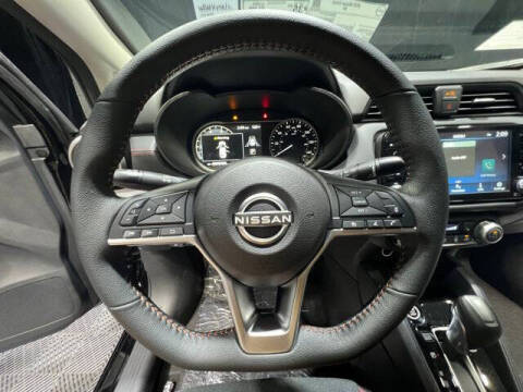 2025 Nissan Versa SR