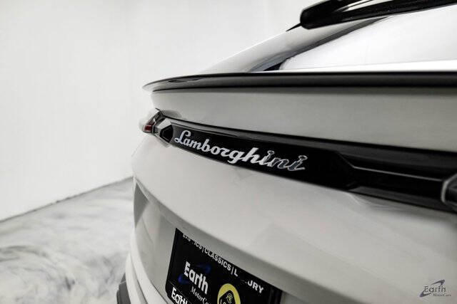 2022 Lamborghini Urus