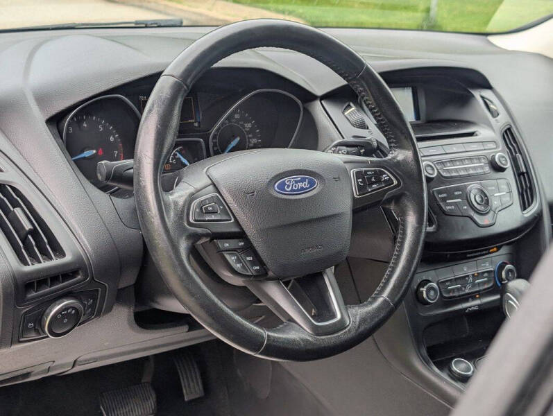 2017 Ford Focus SE