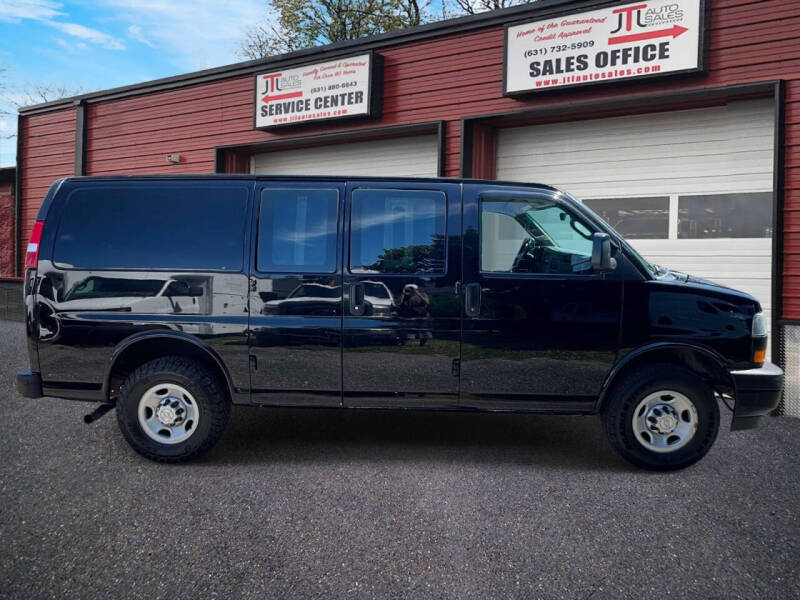 2020 Chevrolet Express 2500