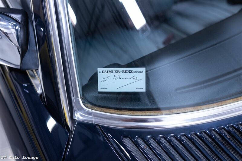 1986 Mercedes-Benz 560-Class 37