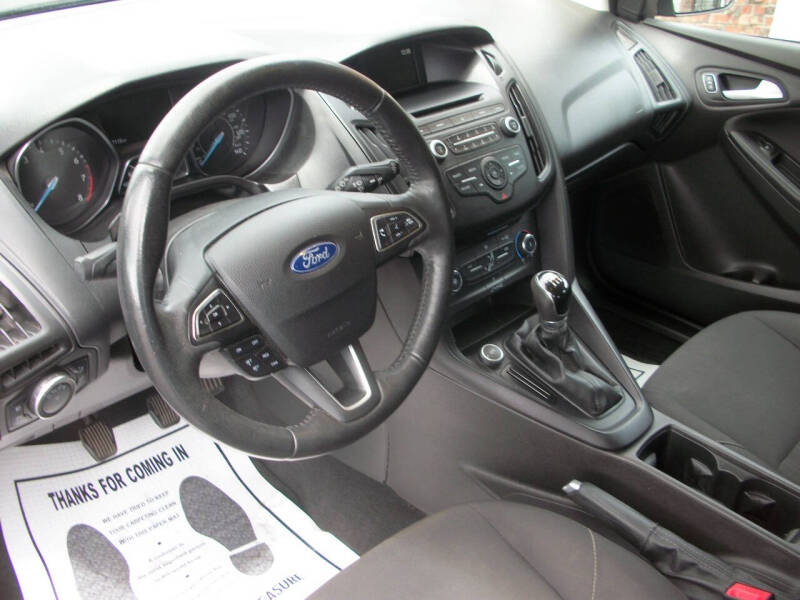 2016 Ford Focus SE